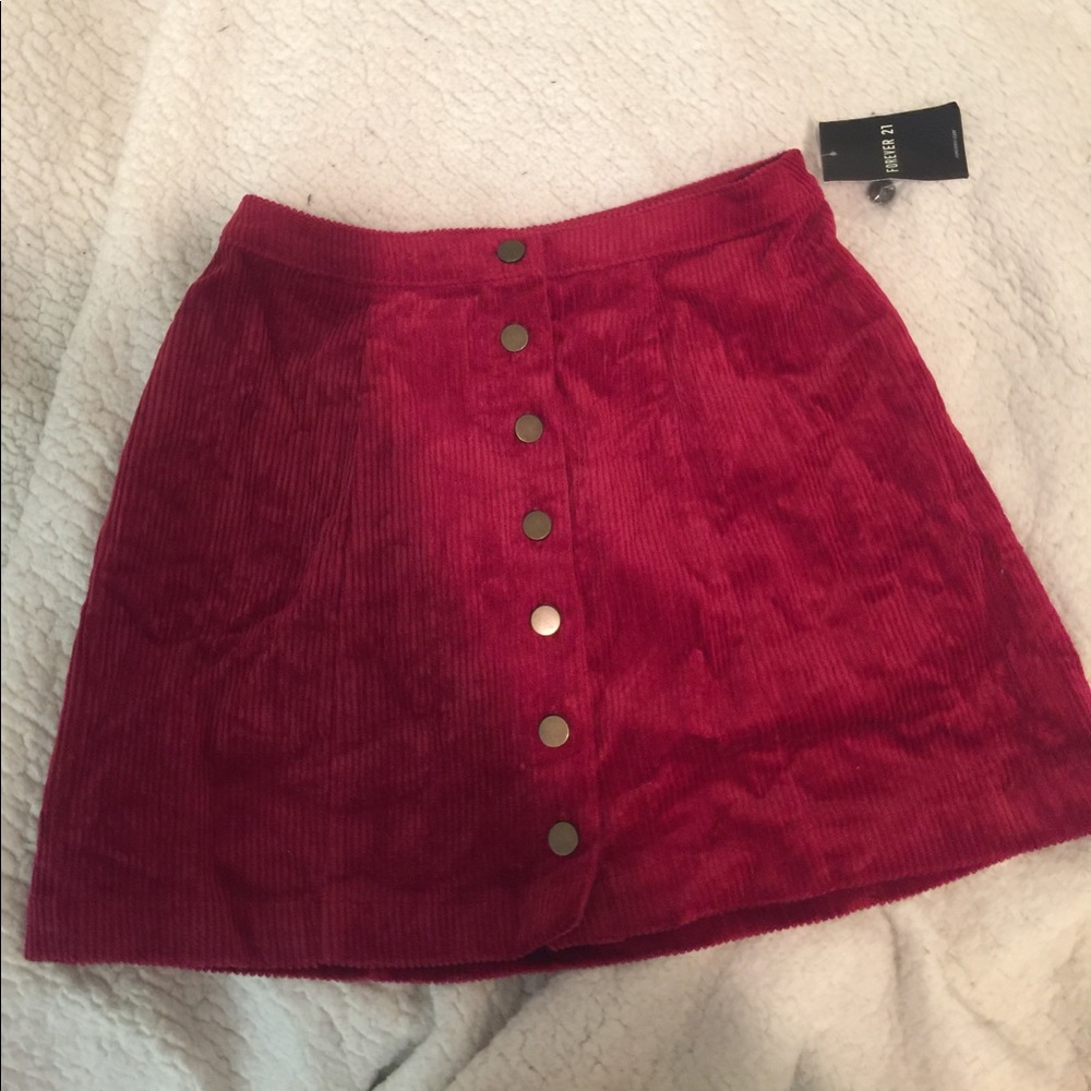 Red corduroy skirt ❤️
